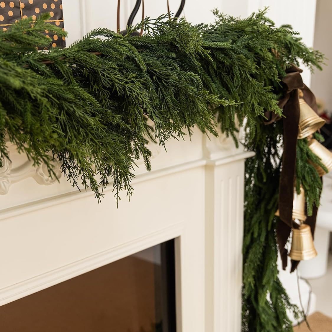 đ˛Real Touch Deluxe Norfolk Pine Garlandđż